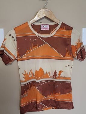 Vintage Graphic Orange Brown Cream Short Sleeve Tee